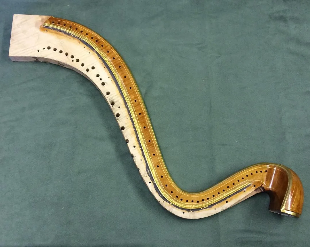 New Grecian neck